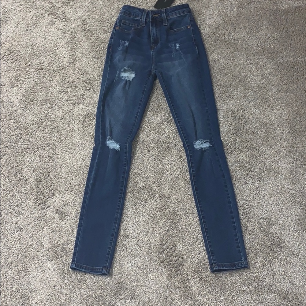 Fashion Nova High Rise Jeans (Brand New)
